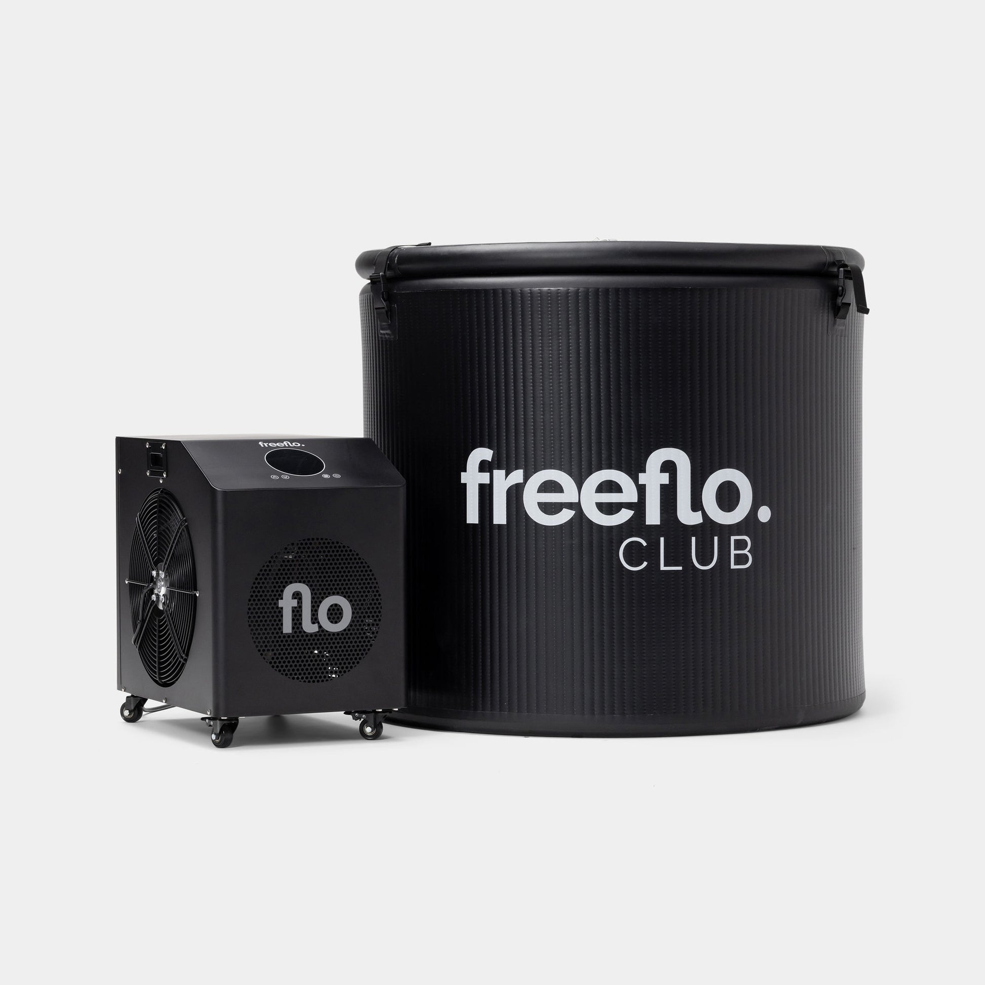 Vault Ice Bath connected to Flo Chiller Max – flagship cooling and heating system.